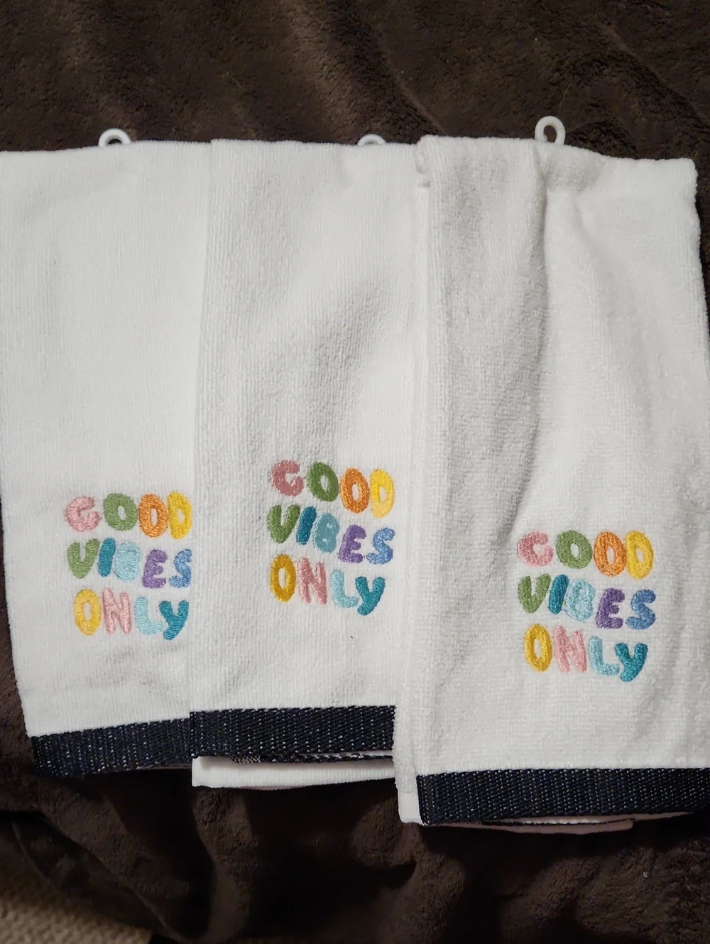 White Embroidered 'Good Vibes Only' Hand Towels
